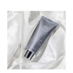 CosMedix Skin Thirst Moisturizing Hyaluronic Acid Cream 3 CosMedix Skin Thirst Moisturizing Hyaluronic Acid Cream - Image 3